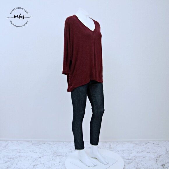 NWT Korye V Neck High Low Sweater Burgundy Women XL - Picture 1 of 9